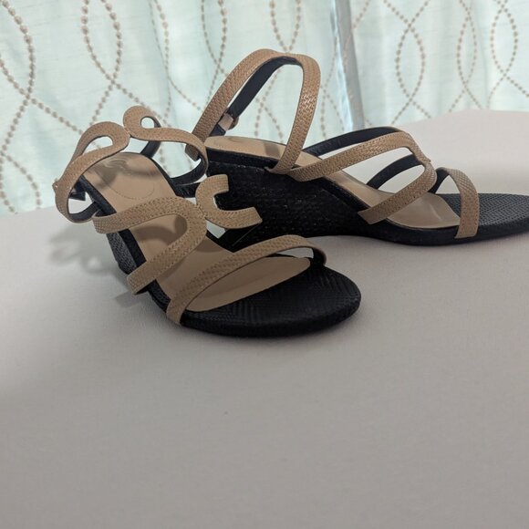 Black and tan wedge shoe - 8 - Picture 9 of 9